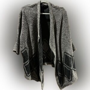 Women's Black and Gray Sweater